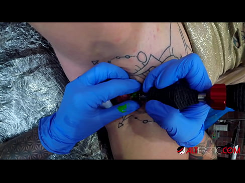 ❤️ Sully Savage oo aad u tattooed ayaa Kintirkeeda ku sawirtay tattoo ☑ Muqaal dabada %so.creditme.top ️❤